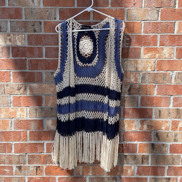Frazzle Tops - FRAZZLE Size Medium Woman's Bohemian Hippie Festival Vest Crochet Macramé Fringe